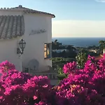 Magic Dream Seaview With 2 Pools, Bbq, Airco, Wifi