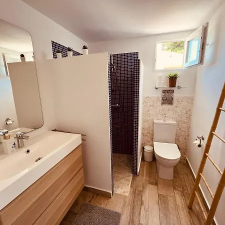 Magic Dream Seaview With 2 Pools, Bbq, Airco, Wifi