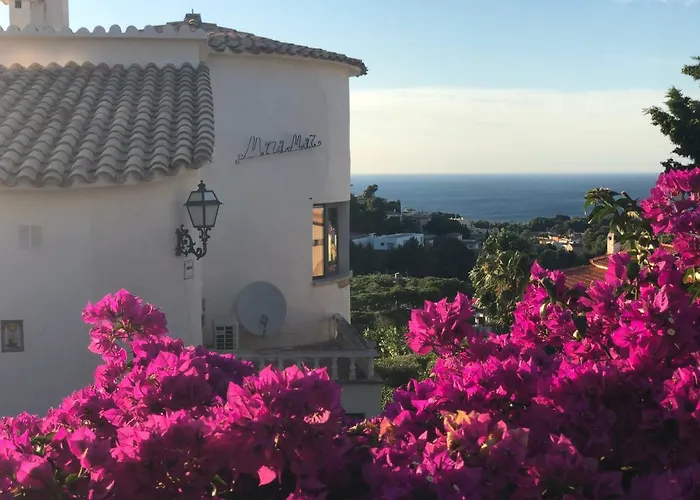 Magic Dream Seaview With 2 Pools, Bbq, Airco, Wifi